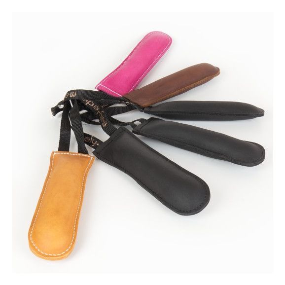 MALY Padded Leather Tug with handle