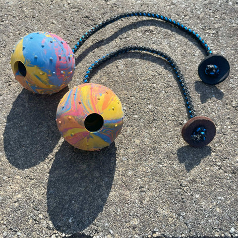 MALY Solid Rubber Ball on a Rope with Knot and leather stopper, extra large
