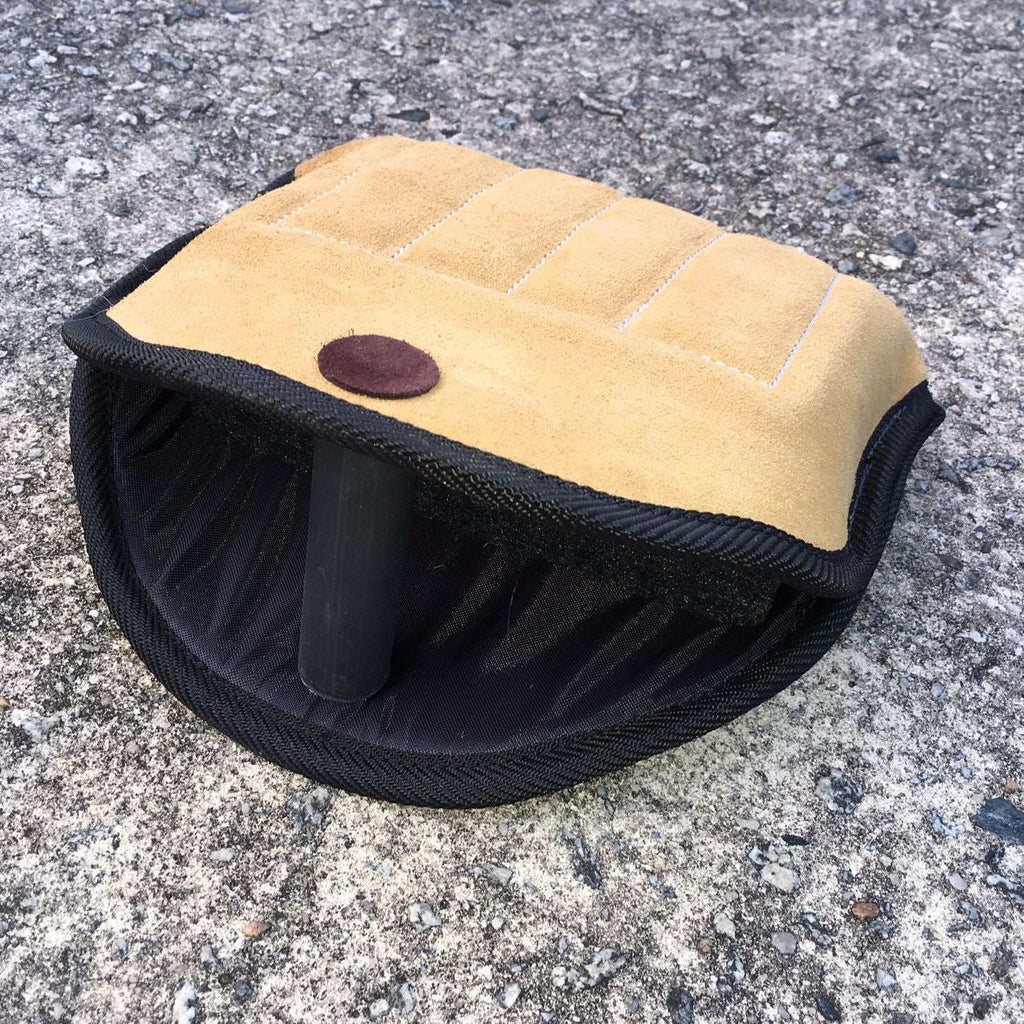 KLIN Compact Bite Pillow, Leather with handle - Main Image